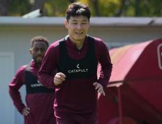 MK体育-包含最后时刻突围战来临，阿斯顿维拉围绕美洲杯伤情更新，目标明确，年轻球员获得机会的词条