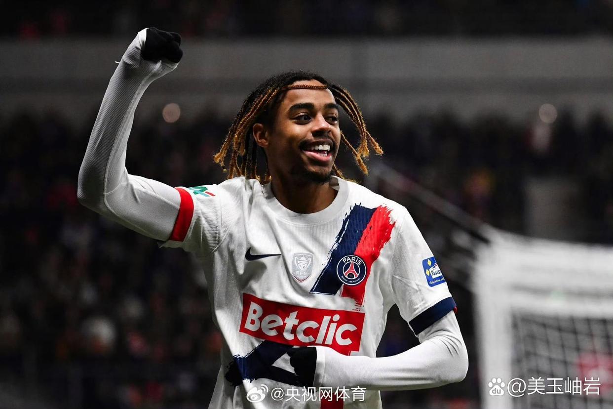 MKSPORTS-包含德罗巴回归赛场，势不可挡首场状态亮眼，掘金观众沸腾！的词条